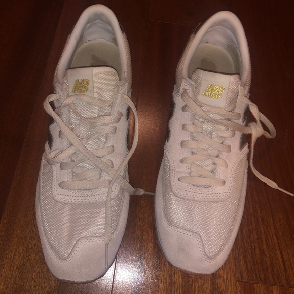 new balance shoes - Picture 1 of 5